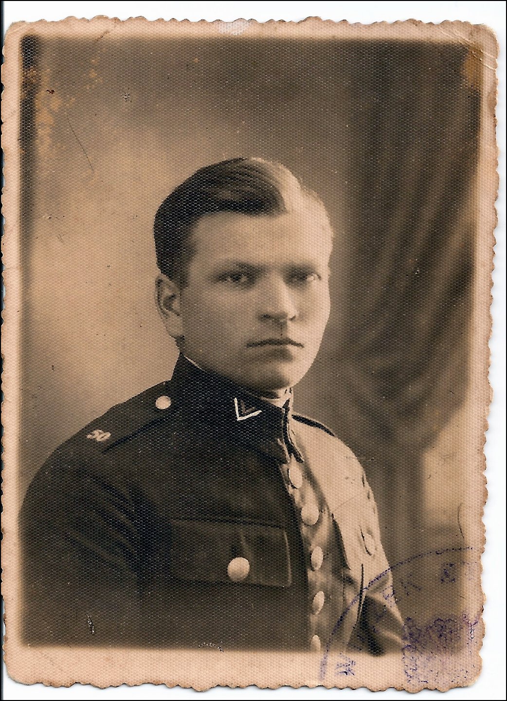 01 - Adolf Bartoszewski (50 kowelski p.p.rok 1928).jpg